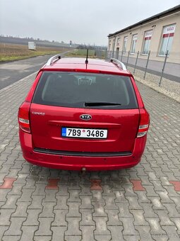 KIA CEED 11/2011 1,6 92 kW benzín - 13