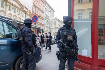 balistická neprůstřelná přilba policie samopal taktická - 13