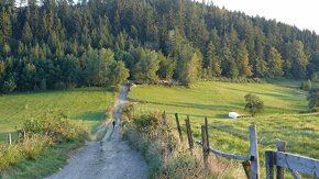 Parcela Putýrky. Oáza klidu. Rožnov pod Radhoštěm. 1980m2. - 13