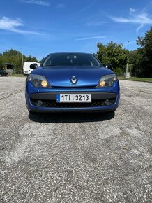 Renault Laguna III 2.0 dCi 131 kW 2007 - 13