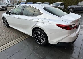 Prodám auto Toyota Camry, 2.5HEV Prestige 230PS - 13