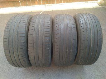 Prodám letní Gumy Michelin +Dunlop 205/55 R16 - 13