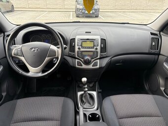 Hyundai i30 2008, 1,6 90kW Benzin + LPG - 13