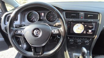 VW e-Golf 100KW 1.majitel servisní kniha 31000km - 13