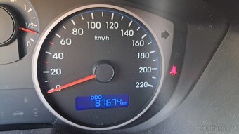 Hyundai i20 1.2i / najeto 87 000 km - 13