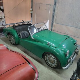 triumph tr3 - 13