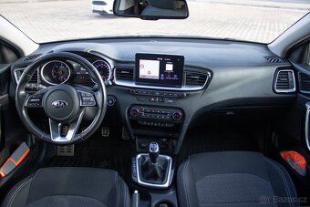 Kia Ceed SW 1.6 CRDi First Edition Manual - 13