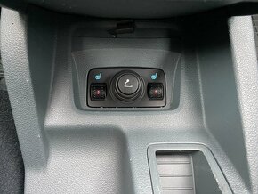 Ford Grand C-MAX - 2011- 1.6i 16V 92kW - 7MÍST - 1xMAJ - 13