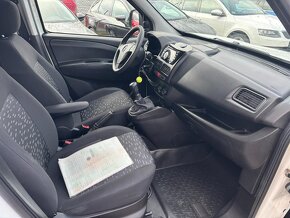 Opel Combo 1.3 CDTI 66 kW r.v.2016 - 13