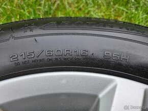 Kompletní zimní orig Alu kola VW SEPANG - 215/60 R16 - 5x112 - 13