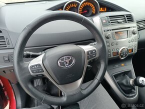 Toyota Verso 1.6 Valvematic / 2010 / benzín - 13