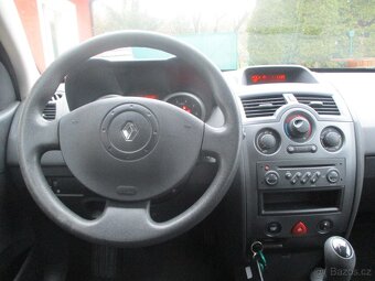 Renault Mégane 1.6i KLIMA - 13