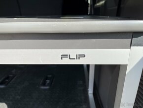 Vestavba FLIP Adventure Bed pro VW T5/T6 - 13