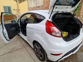 Ford Fiesta ST 180 - 13