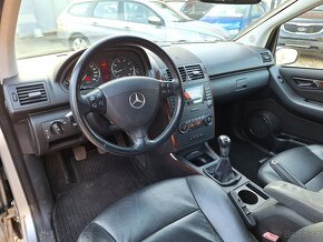 Mercedes- Benz A 150 1.5i 70KW Elegance , S.Kniha - 13