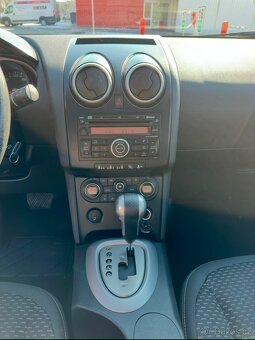 Nissan Qashqai 2007 1.majitel - 13