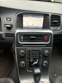 Volvo V60 2,0D3 automat 2012 - 13