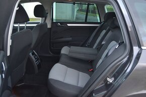 Škoda Superb 2.0 TDI 125kW Ambition kombi TOP STAV - 13