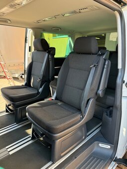 Volkswagen T5.1 Multivan 2.0TDI 103kw DSG - 13