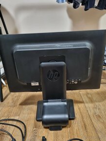 Prodám počítač HP + monitor (+ volitelně sluchátka v ceně) - 13