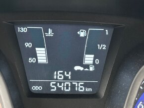 Hyundai ix20 1,6i 91 kW CZ 1. maj, servisní knížka - 13