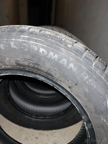 Prodám zimní pneu NOKIAN NORDMAN RS. 195/65 R15  95R. XL. - 13