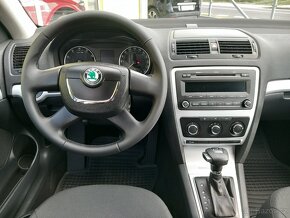 Škoda Octavia 1.2TSi 133t.km 2011 ČR DSG SERVISKA XENONY - 13