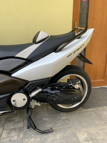 Yamaha T-Max 500 - 13