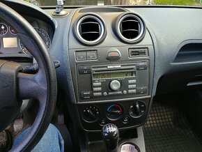 Prodám Ford Fiesta 2007/1,3i - 13