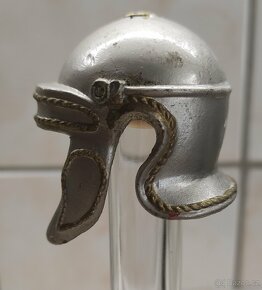 Mini historické přilby -helmy. - 13