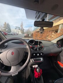 Prodám Renault twingo 1.2 benzin,nekuřácké,druhy majitel - 13