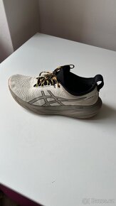 Asics Gel-Nimbus TR 25 velikost 45 - 13