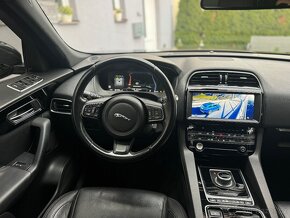 Jaguar F-pace 2.0d AWD TOP - 14