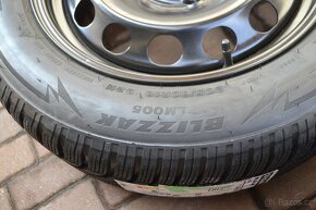 NOVÁ zimní sada Š.Octavia IV+205/60R16 Bridg.Blizak LM005 - 14