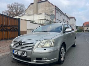 Toyota Avensis D-4D 2.2 Diesel, Klima, vytápěná sedadla - 14