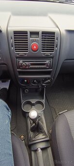 Prodám Hyundai Getz 1,4 benzín - 14