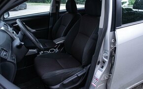 Toyota Verso 2.0L D-4D 7miestne - 14