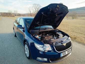 Škoda Superb SEDAN - 1.4(92KW) - SERVIS - KUP ČR - 14