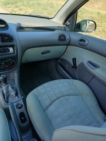 Peugeot 206 1.1i 44kW najeto pouze 52tis.km nové v ČR - 14