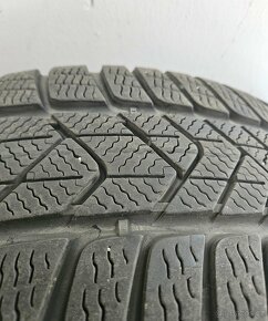 Mercedes-Benz, Orig. Pirelli pneu + Orig. disky 225/45/18 - 14