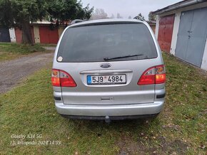 Ford galaxy - 14