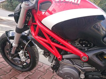 Ducati Monster 796 2011 - 14