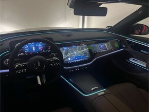 Mercedes-Benz E 200 Limousine/AMG/PanoRáma - 14