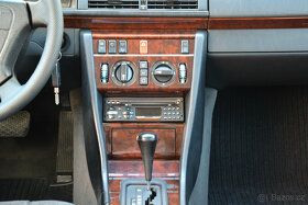 Mercedes-Benz E 200 W124 / AUTOMAT - 14