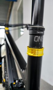 Horské kolo RAAW Madona V2.2 Ohlins AXS 29″ - 14