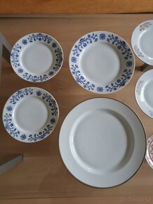 10 ks  retro porcelán/ tác, talíře - 14