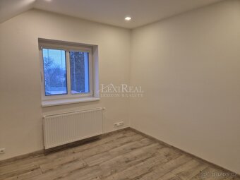 Pronájem bytu 3+1, 84 m2, balkon, sklep, Sluhy - 14