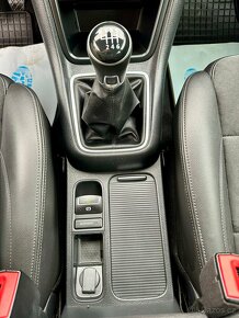 Volkswagen SHARAN 2.0 TDi LED NAVI KAMERA TAŽNÉ 2020 - 14