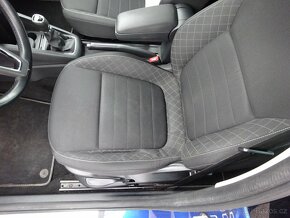 Škoda Fabia 1.2 TSI r.v.2015 (66 KW) serviska - 14