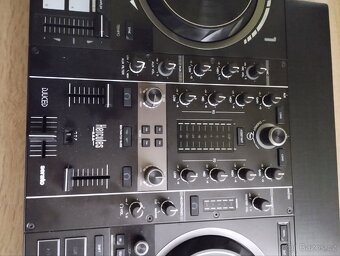 Hercules DJ Control Inpulse 500

 - 14